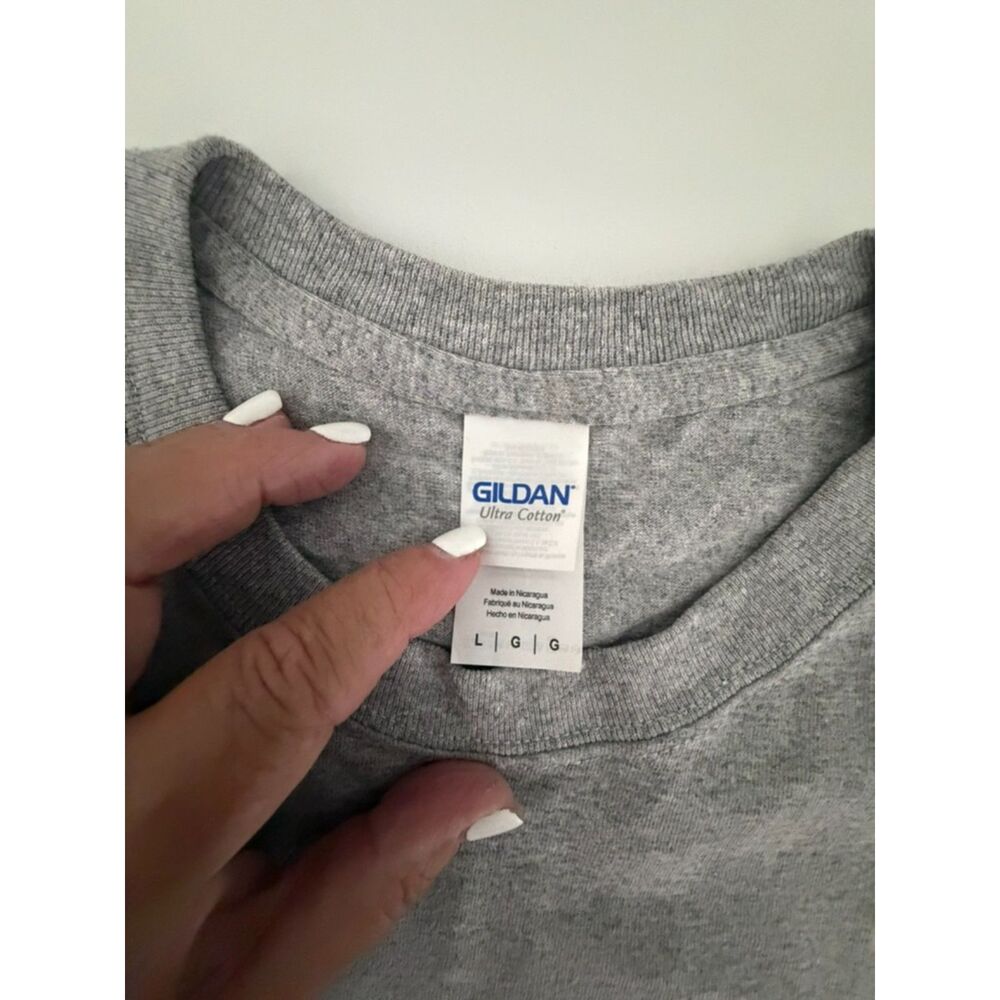 Gildan Gray Large Tee
